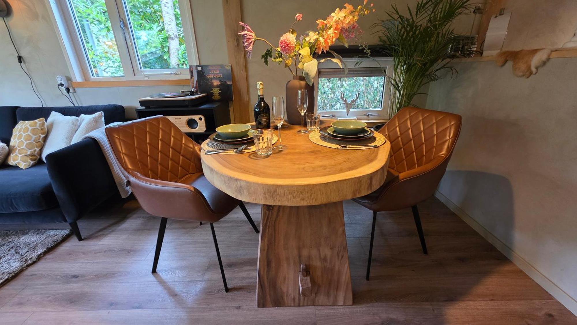 Holiday home Sfeervol De Dassenburcht Emst
